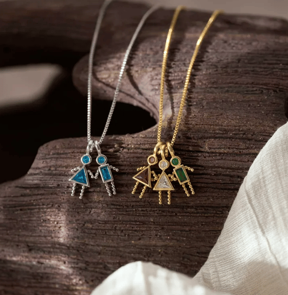 ✨Barnhänge med födelsesten, triangelhalsband för flickor, familjehalsband