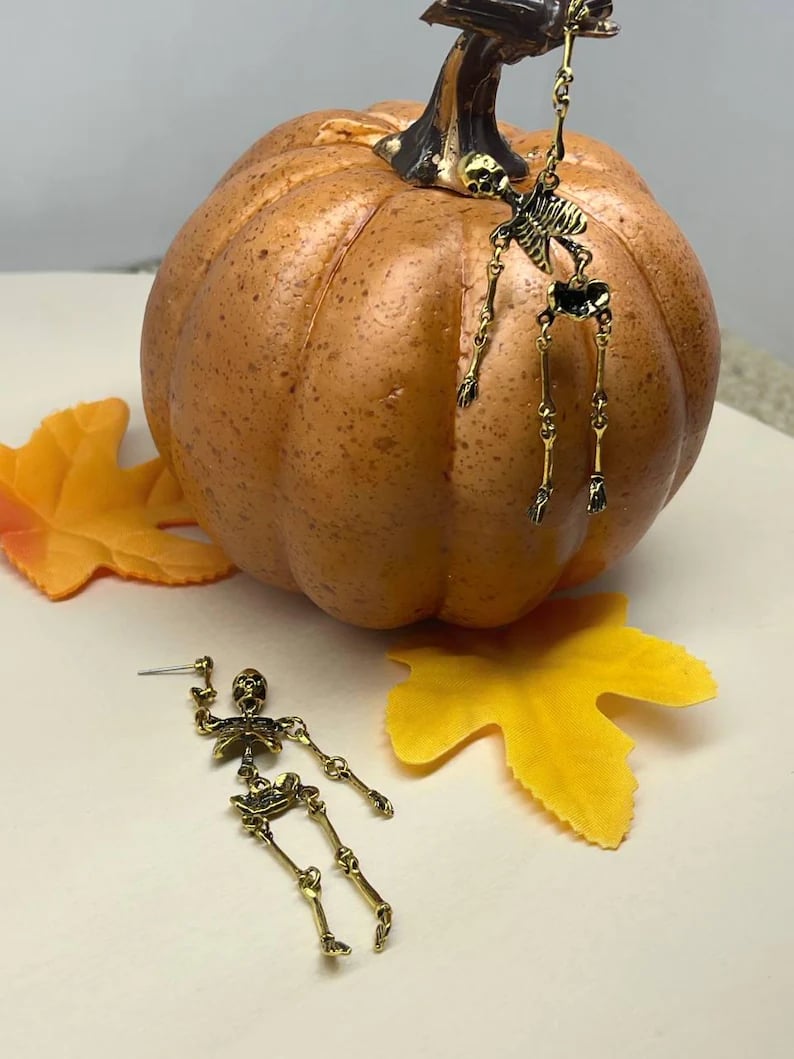 Skjelettøreringer i gull/Gold Skeleton Earring